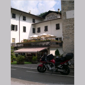 512-083 (hotel).jpg